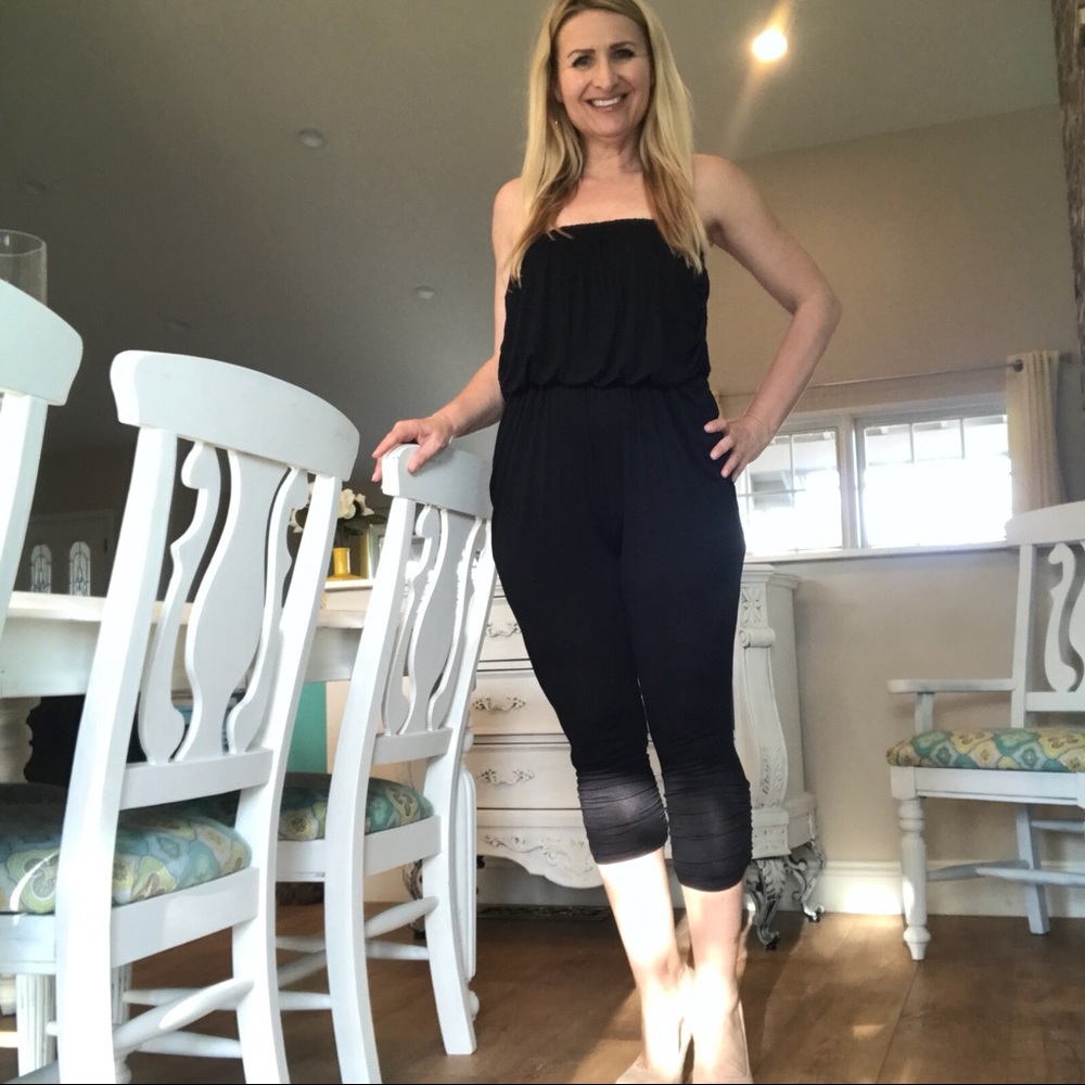Classic Flowy Strapless Romper 1 Left - Picture 2 of 6